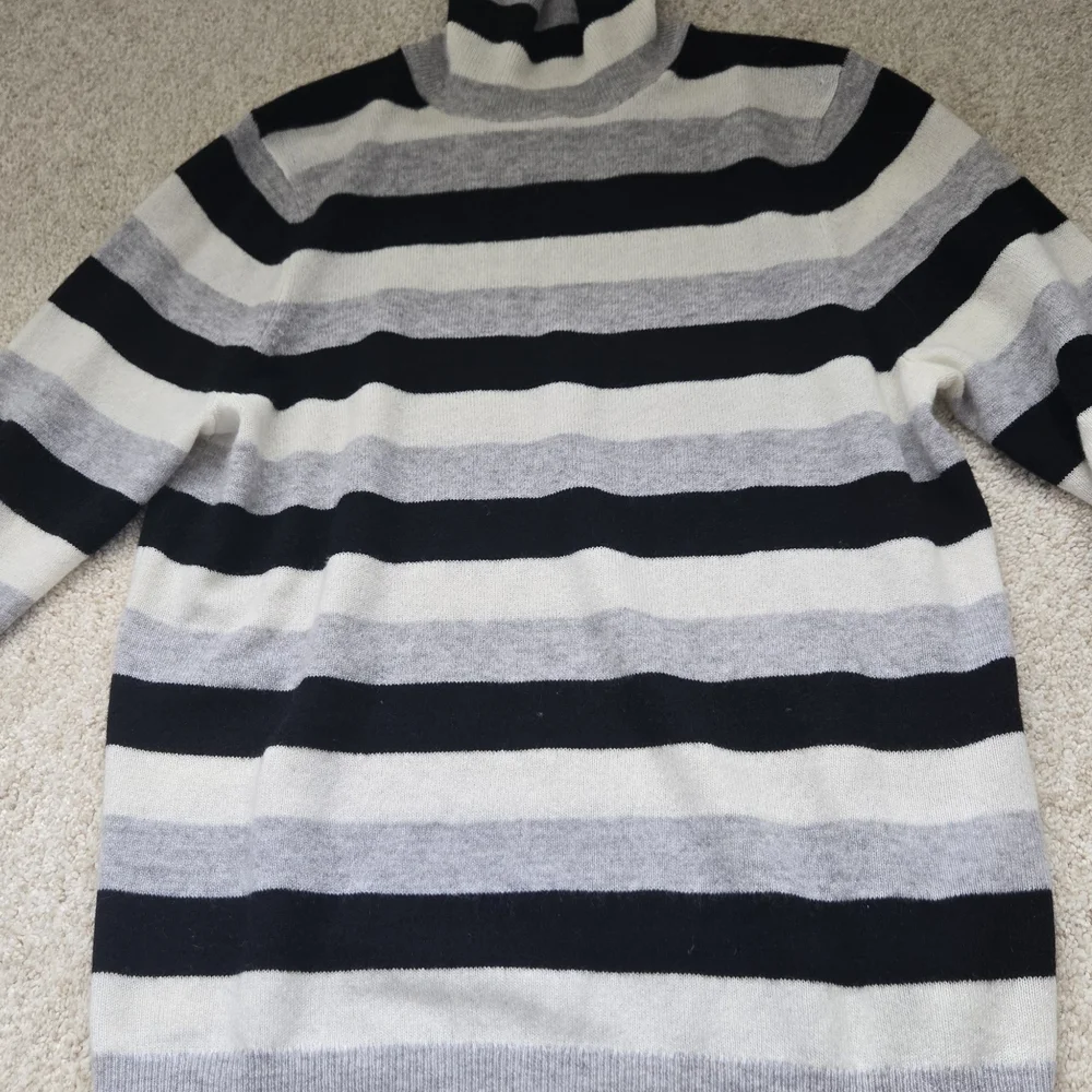 Charter Club Cashmere Multi-Striped Turtleneck Sweater|Size L - Picture 7 of 10